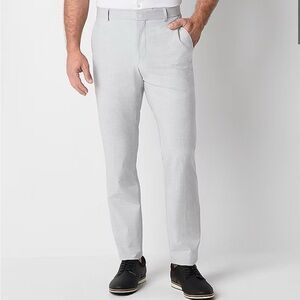 J. Ferrar Men’s 30x32 Classic Fit Slim Leg Light Gray Dress Pants
